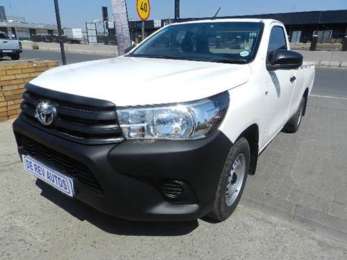 Toyota Hilux 2.4 GD Aircon Single Cab