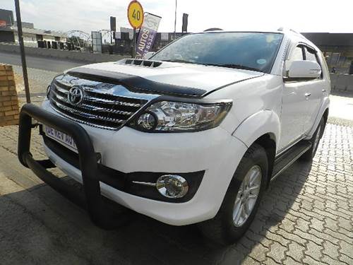 Toyota Fortuner III 3.0 D-4D 4x4