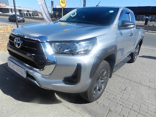 Toyota Hilux 2.4 GD-6 RB Raider Extra Cab