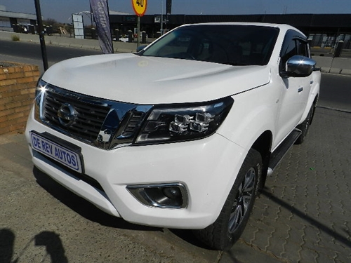 Nissan Navara 2.3D Double LE Cab Auto