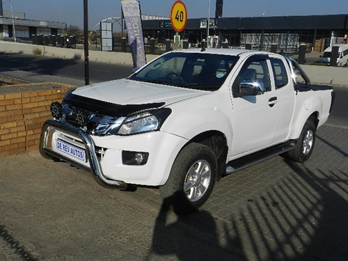 Isuzu KB 250 D-TEQ LE Extended Cab