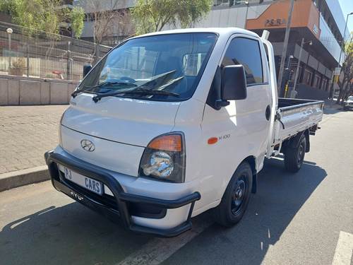 Hyundai H100 2.6i D Dropside