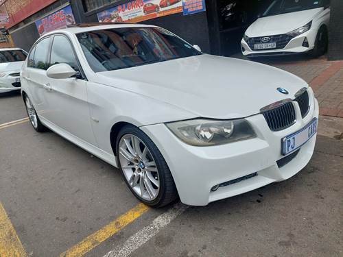 BMW 320i (E90) Auto