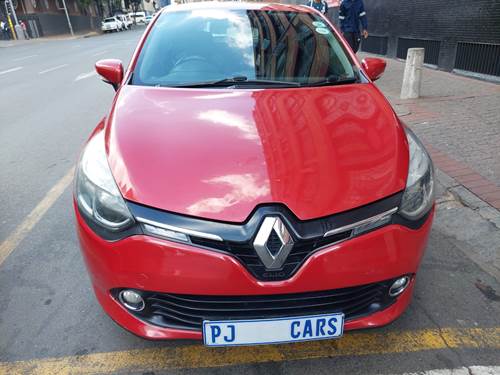 Renault Clio IV 1.2 (55kW) Authentique 5 Door