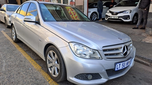 Mercedes Benz C 180 Blue Efficiency Avantgarde