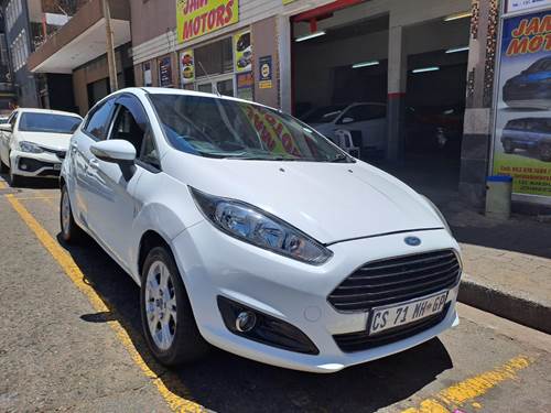 Ford Fiesta 1.4i (71 kW) Ambiente Hatch Back