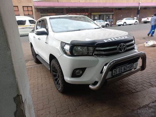 Toyota Hilux 2.8 GD-6 Raider Double Cab 4x2 