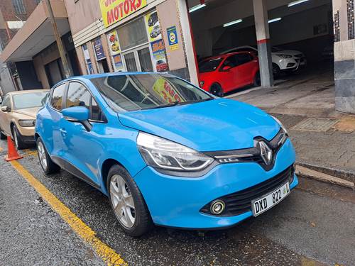 Renault Clio IV 900T (66kW) Dynamique 5 Door