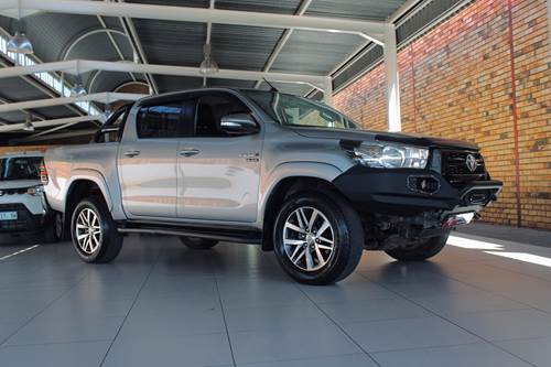 Toyota Hilux 2.8 GD-6 Double Cab Auto 