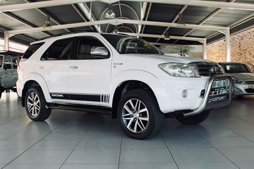 Toyota Fortuner II 3.0 D-4D 4X4 Auto