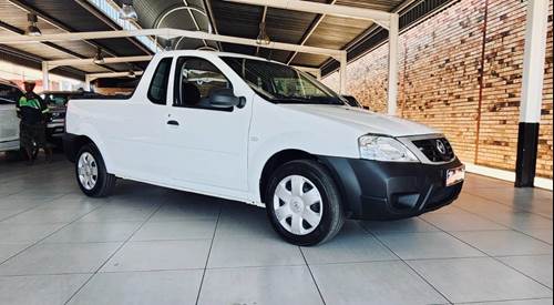 Nissan NP200 1.5 dCi A/C Safety Pack