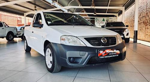 Nissan NP200 1.6i Aircon