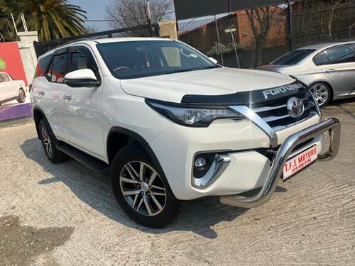 Toyota Fortuner IV 2.4 GD-6 Raised Body