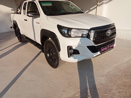 Toyota Hilux 2.4 GD-6 RB SRX Extra Cab 