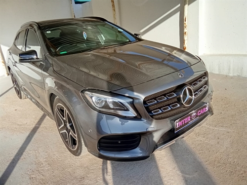 Mercedes Benz GLA 200d