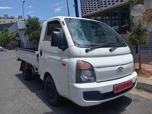 Hyundai H100 2.6i D Chassis Cab