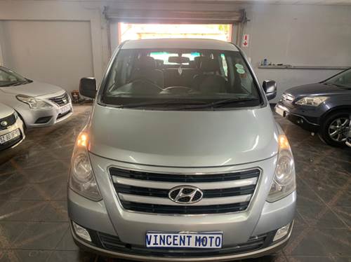 Hyundai H1 2.4 CVVT GLS 9 Seater