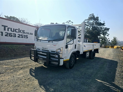 Isuzu NPR 400 - Auto / Manual Transmission