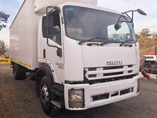 Isuzu FTR 850 Van Body