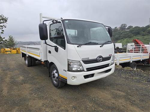 Hino 300 - 915 - Long Wheel Base - (BA 3)