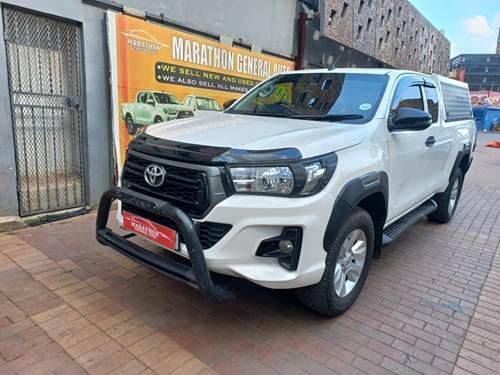 Toyota Hilux 2.4 GD-6 RB SRX Extra Cab 