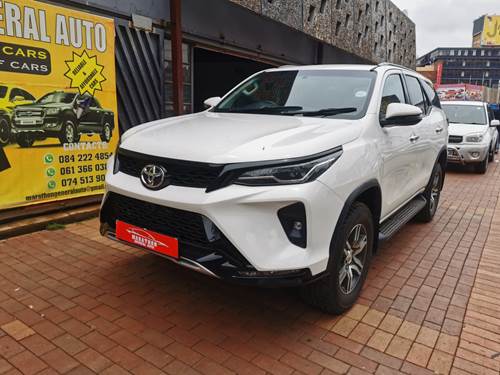 Toyota Fortuner IV 2.4 GD-6 Raised Body Auto