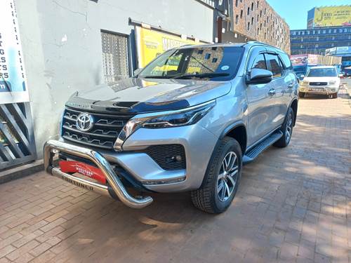 Toyota Fortuner IV 2.8 GD-6 Raised Body Auto