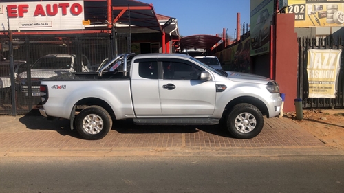 Ford Ranger V 3.2 TDCi XLS Super Cab 4X4