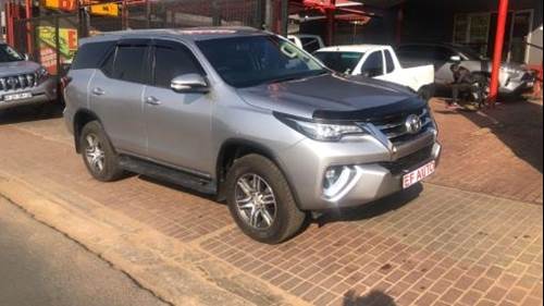 Toyota Fortuner IV 2.4 GD-6 Raised Body