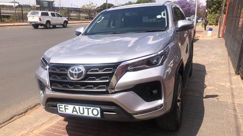 Toyota Fortuner IV 2.8 GD-6 Raised Body