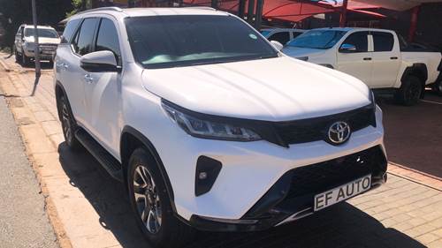 Toyota Fortuner V 2.8 GD-6 Raised Body Auto