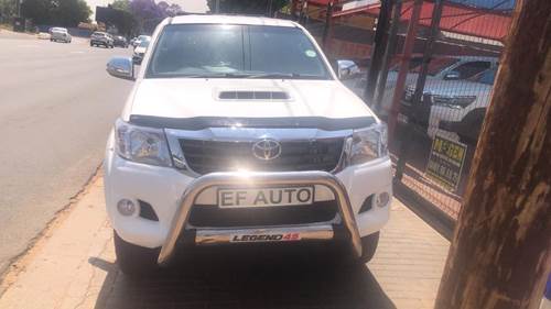 Toyota Hilux ( II) 3.0 D-4D Raider 4X4 Double Cab