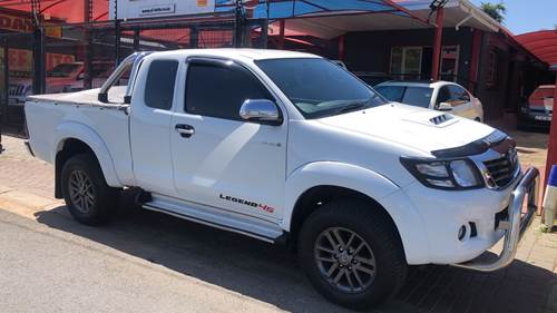 Toyota Hilux (Legend 45) 3.0 D-4D R/B Xtra Cab