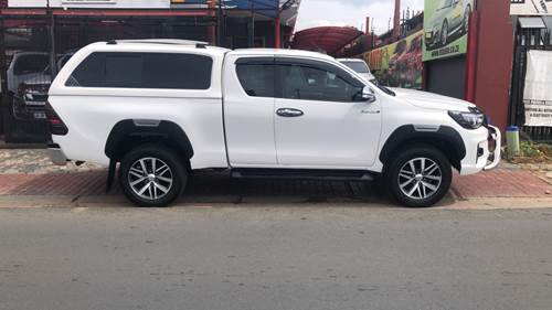 Toyota Hilux 2.8 GD-6 RB Raider Extra Cab