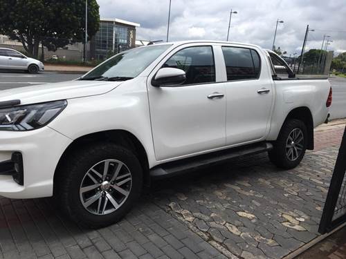 Toyota Hilux 2.4 GD-6 SRX Double Cab