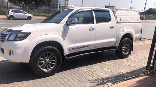 Toyota Hilux ( II) 3.0 D-4D Raider 4X4 Double Cab