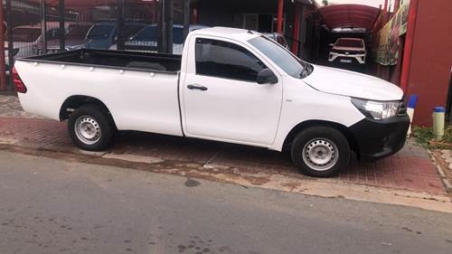 Toyota Hilux 2.4 GD Aircon Chassis Cab