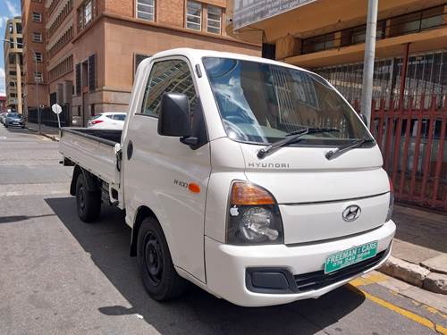 Hyundai H100 2.6i D Chassis Cab