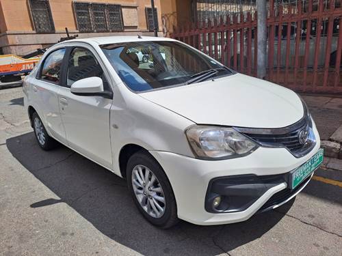 Toyota Etios 1.5 Xs/Sprint 5 Door