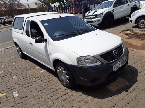 Nissan NP200 1.6i Aircon