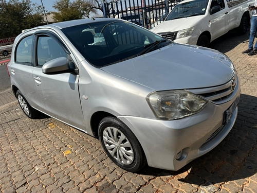 Toyota Etios 1.5 Xi 5 Door