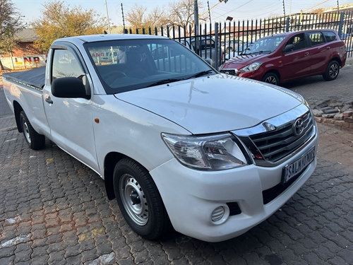 Toyota Hilux ( II) 2.0 VVTi Single Cab