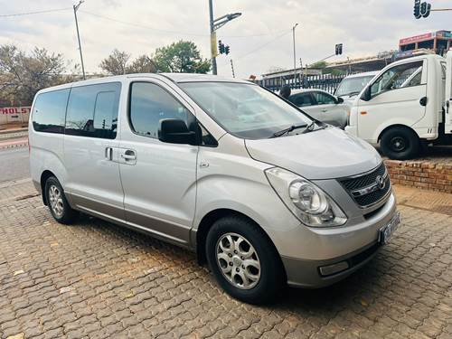 Hyundai H1 2.4 GL 6 Seater Multicab