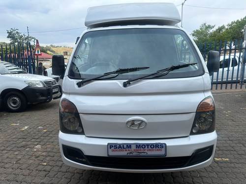 Hyundai H100 2.6i D Chassis Cab