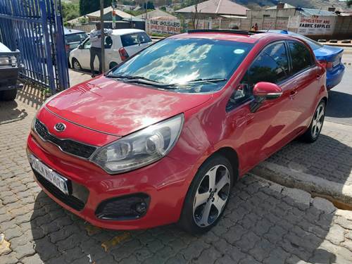 Kia Rio V 1.4 Hatch