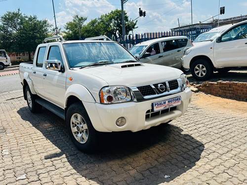 Nissan Hardbody NP300 2.5 TDi 4x4 Double Cab