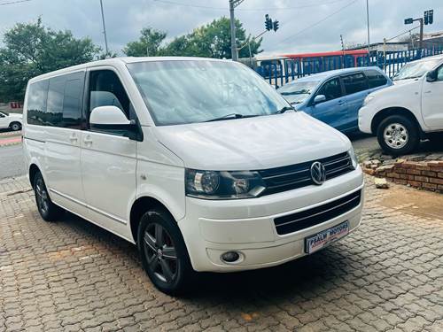 Volkswagen (VW) Caravelle 2.0 BiTDi (132 kW) DSG 4Motion