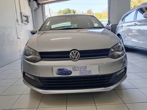 Volkswagen (VW) Polo Vivo 1.4 Hatch Comfortline 5 Door