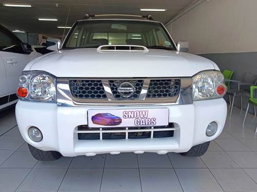 Nissan Hardbody NP300 2.5 TDi Hi-Rider Double Cab