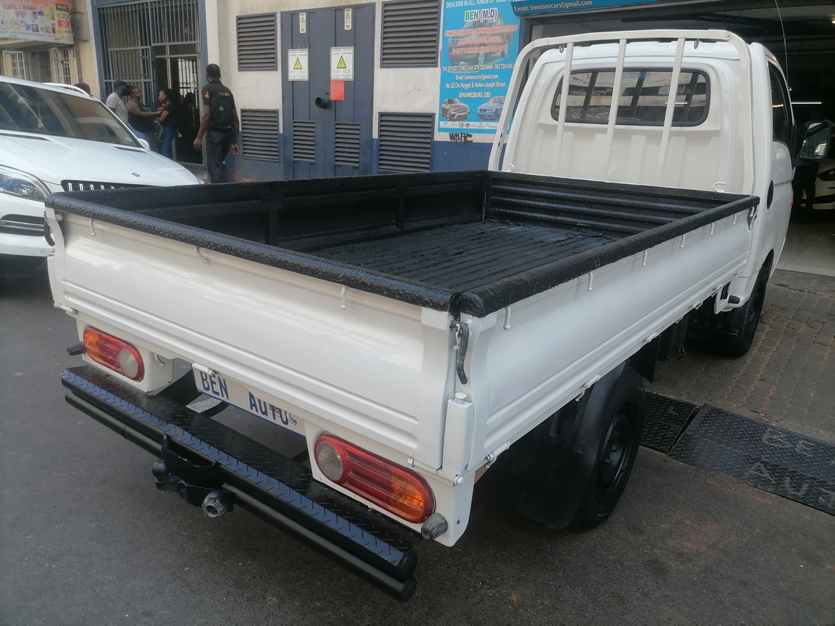 Hyundai H100 2.6 D Euro II Dropside for sale - R 104 999 | Carfind.co.za